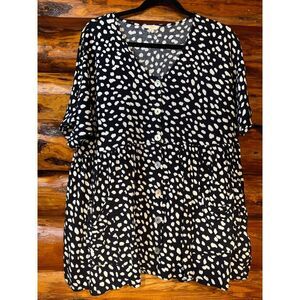 Entro Navy and White Babydoll Tunic Size Medium‎